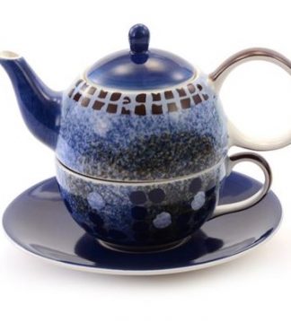 Tea for one Alisa